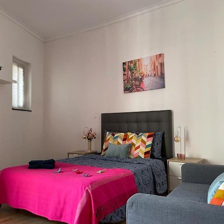 By La Rambla Rooms บาร์เซโลนา ภายนอก รูปภาพ