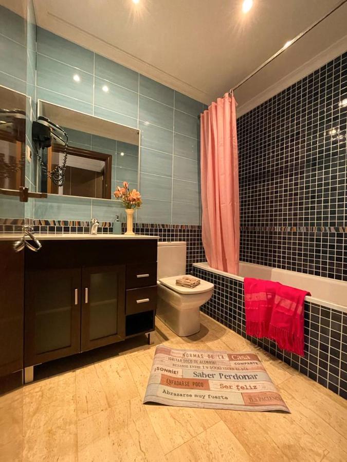 By La Rambla Rooms บาร์เซโลนา ภายนอก รูปภาพ