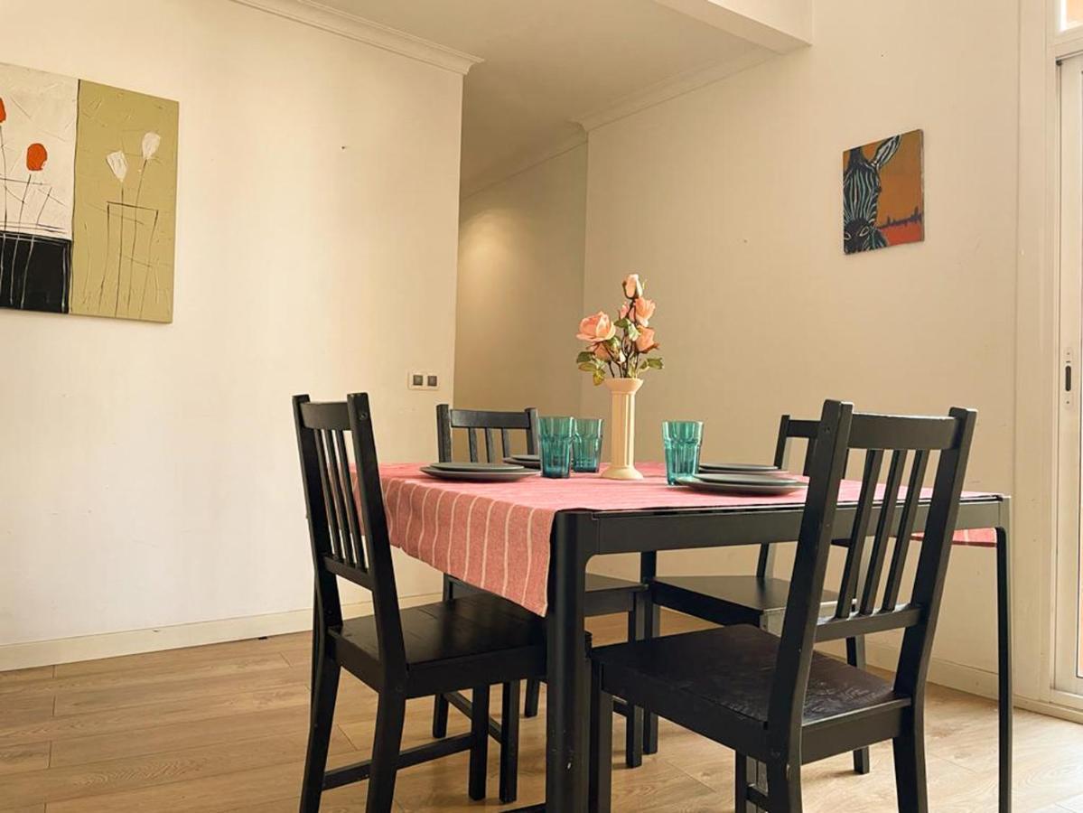 By La Rambla Rooms บาร์เซโลนา ภายนอก รูปภาพ