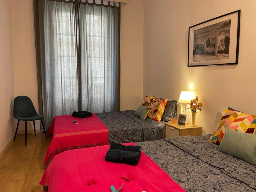 By La Rambla Rooms บาร์เซโลนา ภายนอก รูปภาพ