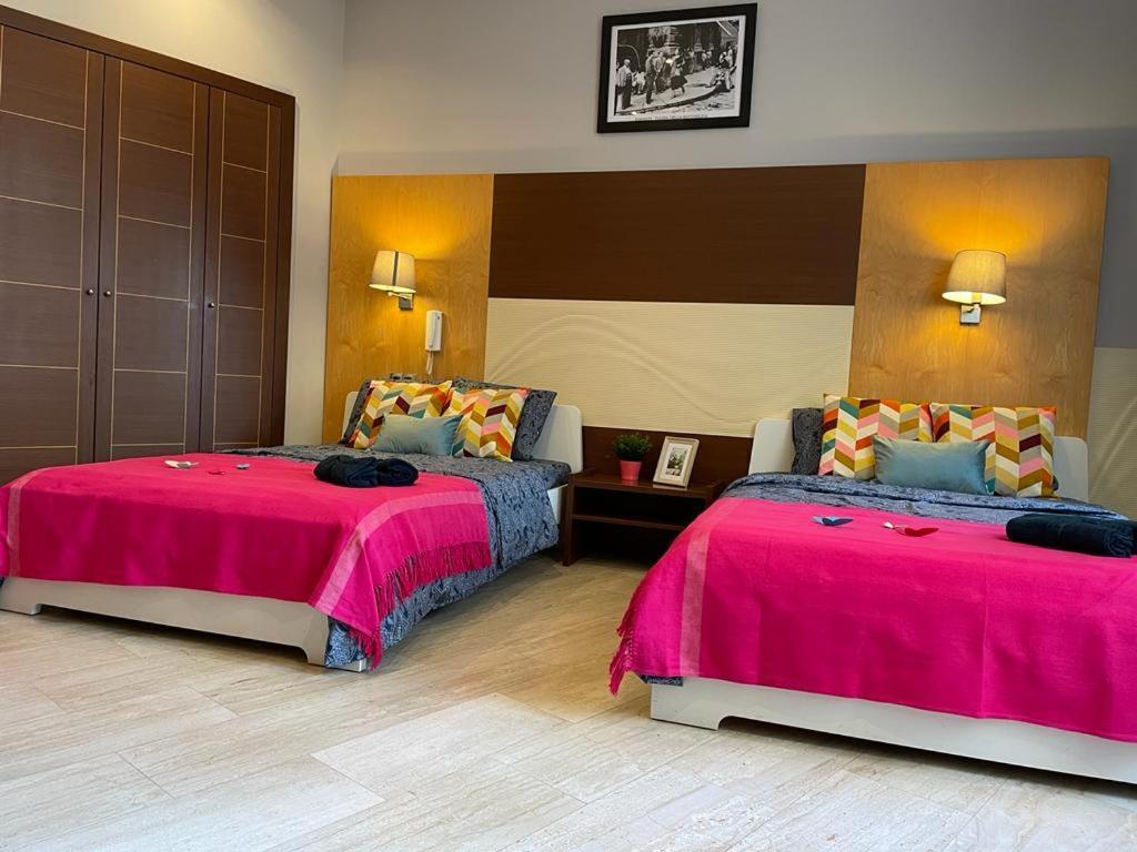 By La Rambla Rooms บาร์เซโลนา ภายนอก รูปภาพ