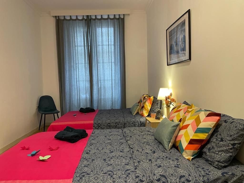 By La Rambla Rooms บาร์เซโลนา ภายนอก รูปภาพ