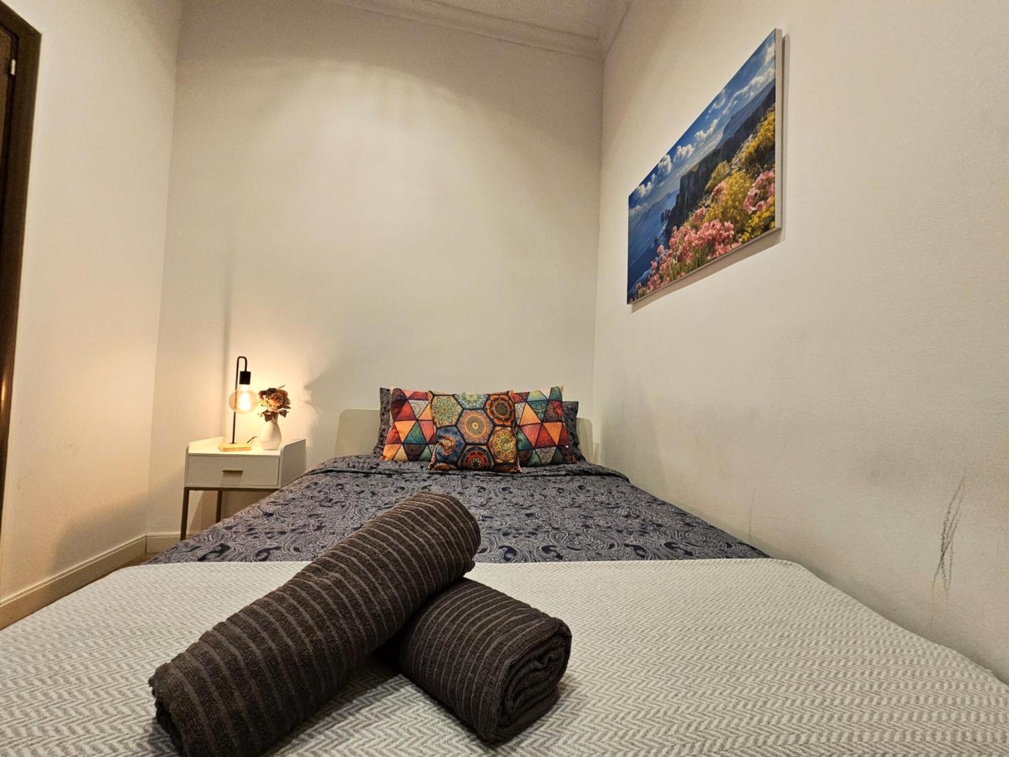 By La Rambla Rooms บาร์เซโลนา ภายนอก รูปภาพ